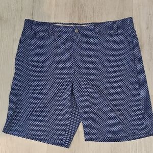 Callaway Blue Flat Front Shorts with Geometric Pattern Size 40